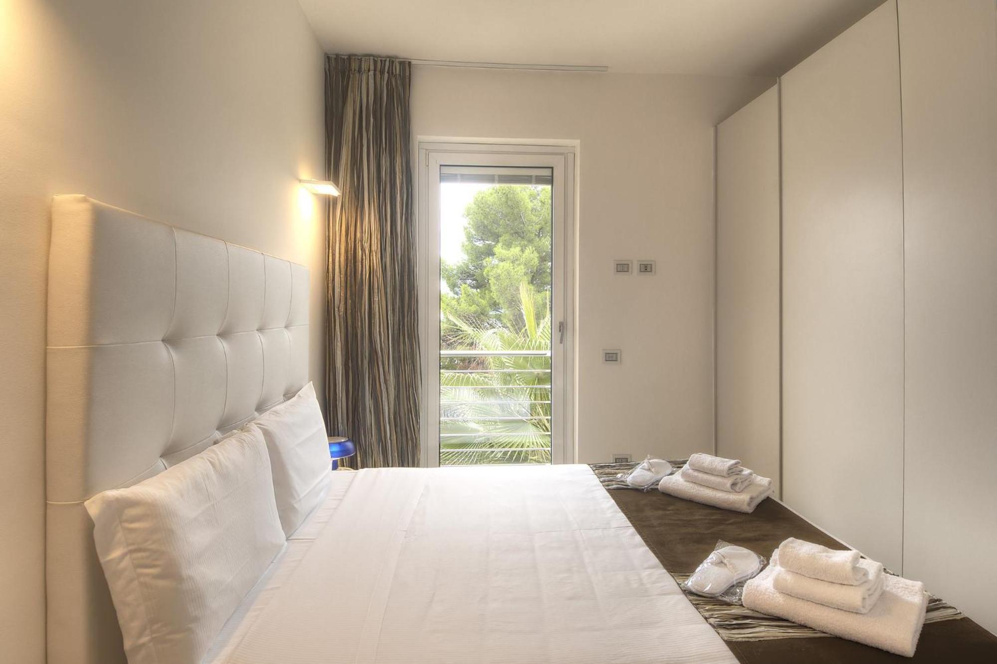 Residenza Ginepri 69 Daire Bergeggi Oda fotoğraf